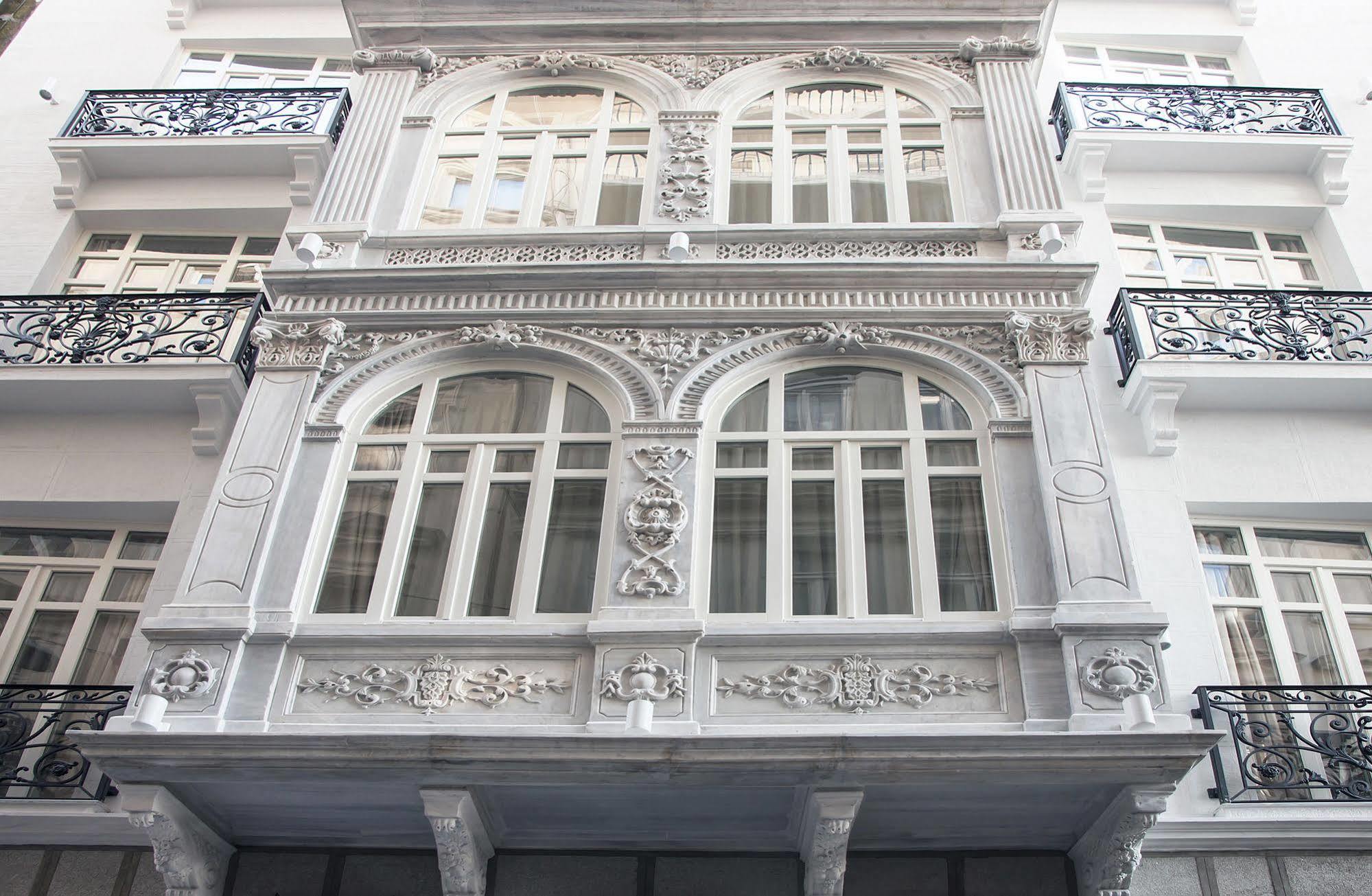 Hotel Stories Kumbaracı Istanbul
